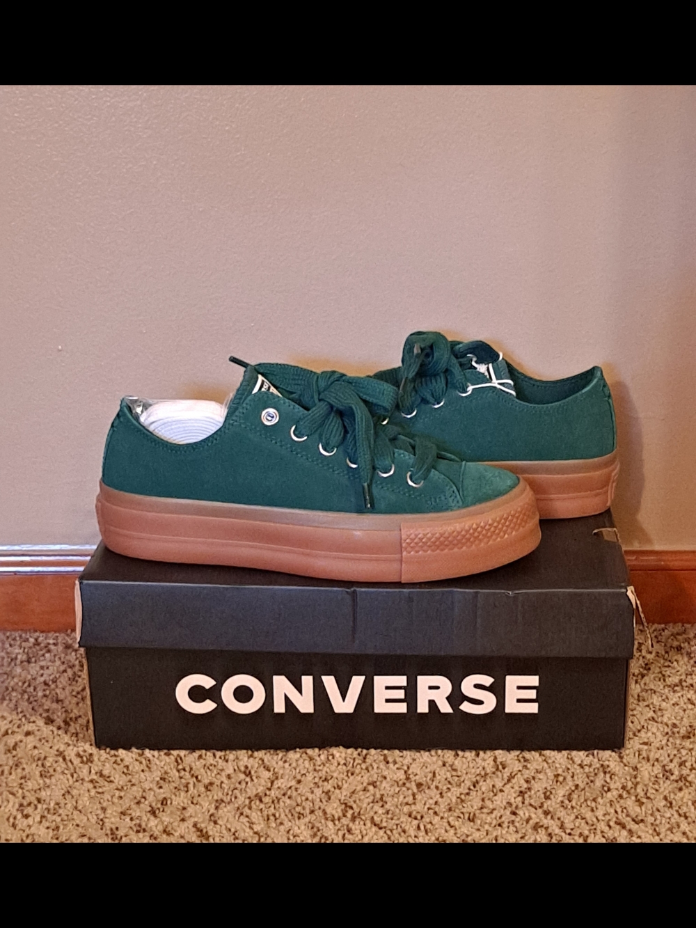 Converse CTAS Suede Women's Platform Midnight Clover/Gum Honey Sole Size 7.5 - Picture 2 of 9